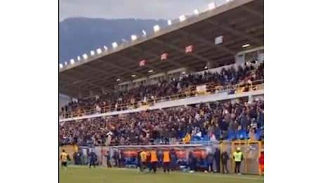 Incredibile a Castellammare: in cinquemila inneggiano a... Mussolini. Ecco perché