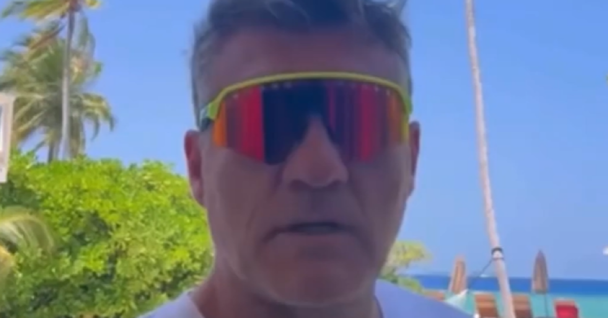 Bobo Vieri racconta il malore alle Maldive: "Non è polmonite, ma servirà riposo