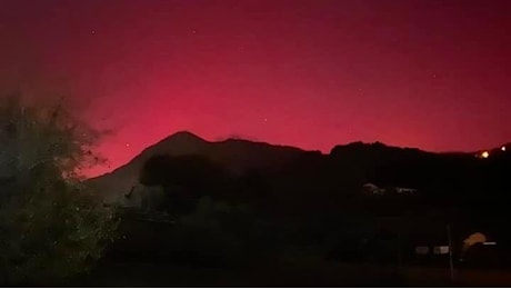 Aurora boreale in Toscana, le nuvole rovinano le osservazioni. Ma non a tutti