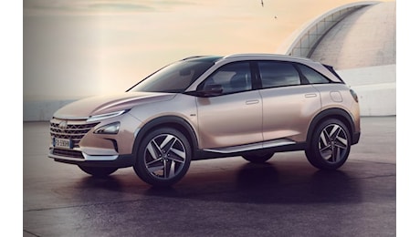 Hyundai Nexo 2025, test su strada per il nuovo SUV Fuel Cell ad idrogeno