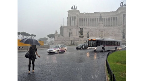 Meteo Roma: oggi pioggia debole, Lunedì 14 e Martedì 15 pioggia e schiarite
