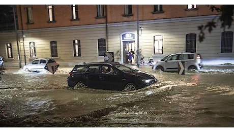 In Emilia Romagna una vittima e più di 2.100 evacuati per l'alluvione