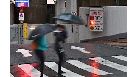 Maltempo, domenica 20 ottobre: previste forti piogge al Sud. Le allerte e le previsioni meteo