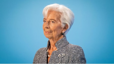 Francia a rischio spread. E ora Christine Lagarde pensa all’Eliseo