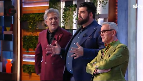 Masterchef, i giudici sull'Invention test ispirato a Cappuccetto Rosso: Ma la fiaba non era così