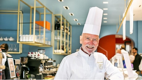 Enzo Santoro, addio al fondatore della storica pasticceria Martesana in via Cagliero: è morto improvvisamente a 72 anni