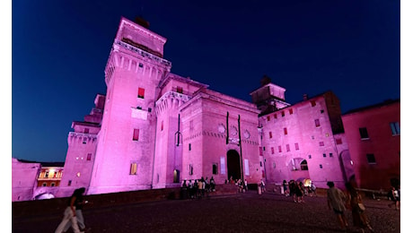 Ferrara si tinge di rosa con la Notte Rosa