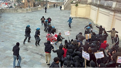 Scontri Bologna, la Digos chiede alla Rai solo i video del corteo degli antagonisti. Protesta il Cdr