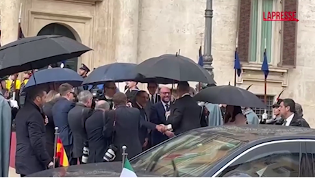 VIDEO L'arrivo dei reali di Spagna a Montecitorio