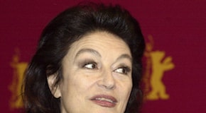 Morta Anouk Aimée. Fu una musa di Fellini