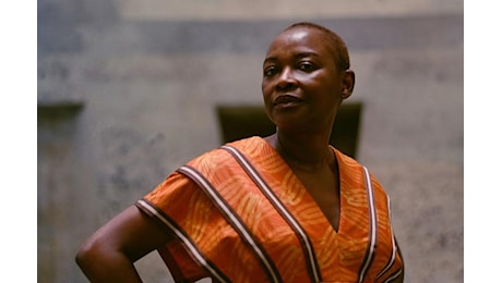 La carriera di Koyo Kouoh, dal Senegal alla Biennale di Venezia