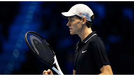 Sinner qualificato alla semifinale delle Atp Finals di Torino grazie a De Minaur: l'australiano ha vinto il primo set contro Fritz