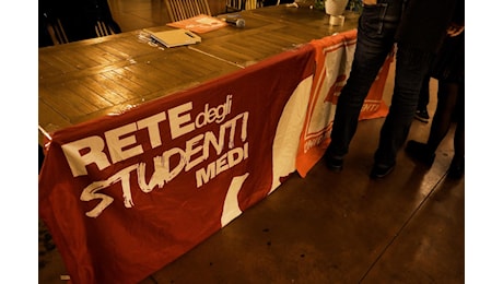 Studenti in piazza per la libertà e il diritto allo studio