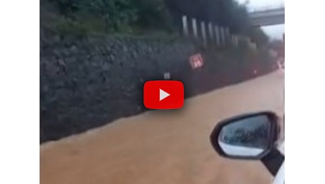 Meteo: Autostrada A10 si trasforma in un fiume tra Varazze ed Arenzano, il Video