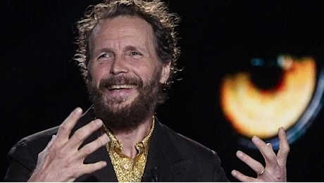 Belve chiude bene con Jovanotti il buono: l’intervistato è più importante dell’intervistatore, lui poteva parlare per ore, Mammucari no