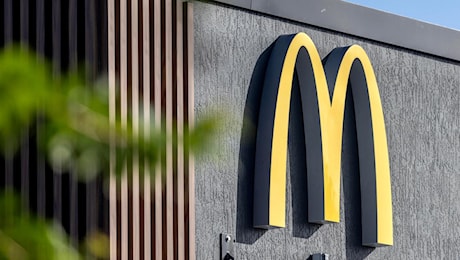 Dietro il tracollo in borsa di McDonald's ci sarebbe un carico di cipolle