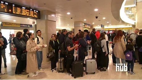 Milano, sciopero treni. Cancellato un treno su quattro: le proteste dei passeggeri