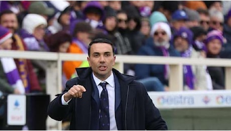 Fiorentina, lutto per Palladino: il tecnico non sarà a Bologna, in panchine il vice Citterio