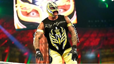 Ragazzi, sveglia, non è morto quel Rey Mysterio: sono i media che vi prendono per il cu*o per fare click. Giornaloni compresi. Altro che wrestling...