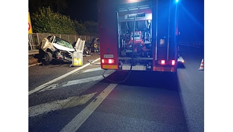 Incidente sull’autostrada A8 a Varese, scontro tra automobili: tre feriti