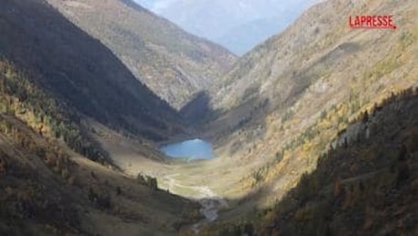 Lombardia, si scioglie ghiacciaio in Valtellina: riaffiorano fossili di 280 mln di anni