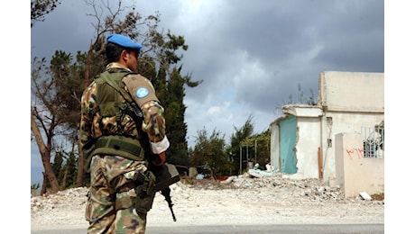 Guerra in Medio Oriente, news in diretta, Unifil: tank israeliani sfondano ingresso base Ramiya. Meloni chiama premier Netanyahu: “Attacchi voluti, non ti aiuto all’Onu”