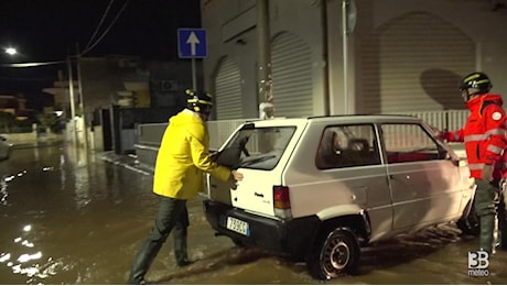 Cronaca Maltempo nel siracusano, soccorso della protezione civile: video