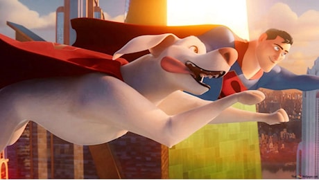 Superman: David Corenswet e Krypto svelano la Fortezza della Solitudine in un’immagine ufficiale mozzafiato