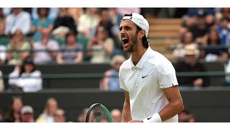Musetti per la storia, affronta Djokovic nella semifinale di Wimbledon. L'azzurro è sotto 2-0 (6-4/7-6) e di un break