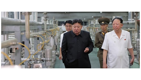 Kim Jong visita le centrali nucleari coreane e minaccia gli Stati Uniti: Hanno superato la linea rossa