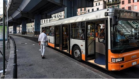 Sciopero di 24 ore di bus e metro senza fasce garantite: tutte le corse a rischio a Genova