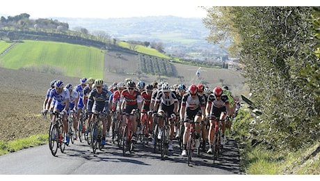 Bergamo: Giro di Lombardia, modifica del percorso causa frane. Strade chiuse dalla mattina