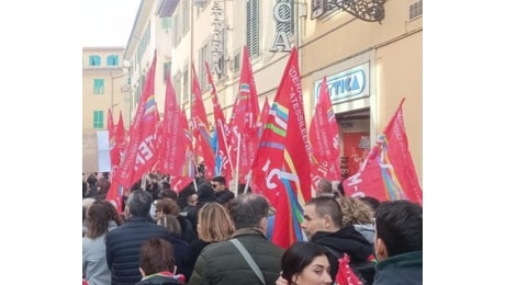 Crisi del settore moda, in 1000 in corteo a Firenze