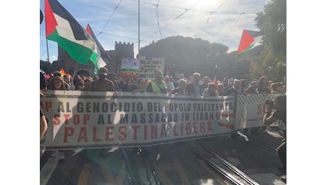 Roma, in corteo un migliaio di manifestanti pro Palestina: Siamo tutti antisionisti