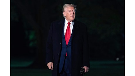 Dazi, Trump: Prossima settimana annuncio su semiconduttori