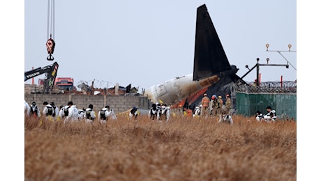 «Temiamo che tutte le persone a bordo del volo di Jeju Air, tranne due, siano morte»