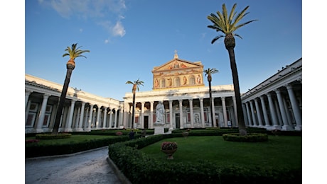 Giubileo: apertura della Porta Santa nella Basilica di San Paolo fuori le Mura (diretta)