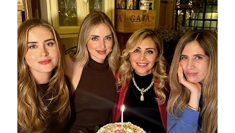 Chiara Ferragni e Tronchetti Provera insieme al compleanno di mamma Marina