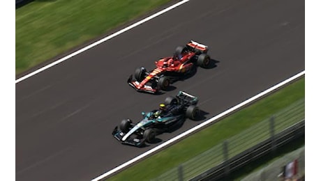 F1, GP Belgio, è già Hamilton-Leclerc: il sorpasso di Lewis a Spa