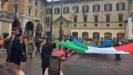 Tricolore, Mattarella scrive alla cerimonia di Reggio Emilia: “Testimone di identità”