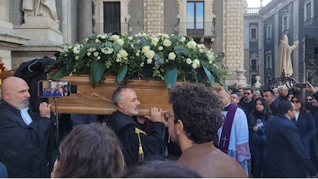 Catania, addio a Trantino: “Un galantuomo dei tempi nostri” VIDEO