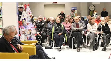 Colleferro. Biblioteca Comunale. Grande successo per la presentazione del libro “Città Vince. Città Perde” di Francesco Rutelli