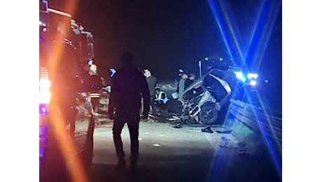 Tragico schianto sul viadotto Ingotte: 17enne perde la vita, grave il fidanzato