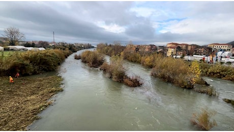 Lavagna: l’Entella è tracimato a Lavagna; a Chiavari cresce il Rupinaro