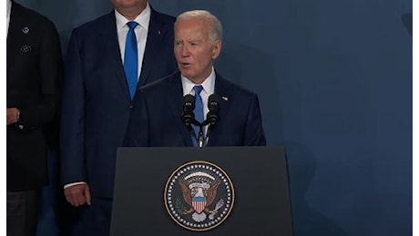 Lapsus Biden, chiama Zelensky “presidente Putin” ma corregge subito