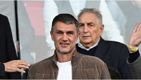 Cafu: Maldini simbolo e faccia del Milan. Deve stare lì, non so perchè non sia al Milan