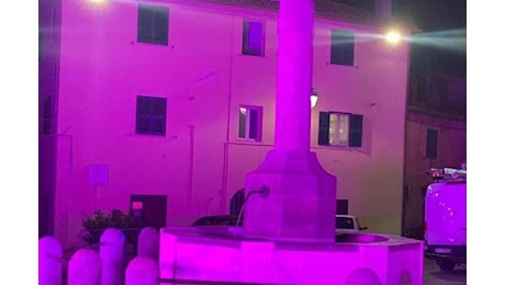 Fontana Tonna illuminata di rosa: Allumiere aderisce alla campagna per la prevenzione e la ricerca sul tumore al seno