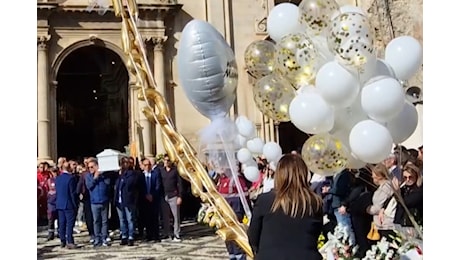 Addio a Margaret Spada: a Lentini i funerali della giovane morta dopo rinoplastica