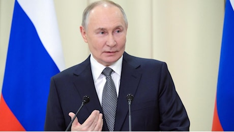 La mossa di Putin: “Pronti ai colloqui di pace in Slovacchia per chiudere la guerra”