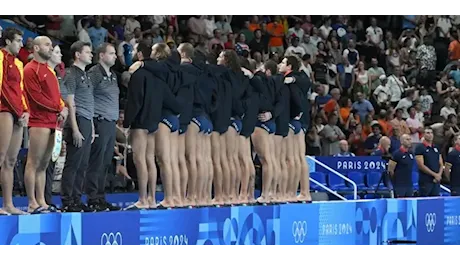 Pallanuoto, Settebello sospeso 6 mesi per aver dato le spalle agli arbitri alle Olimpiadi